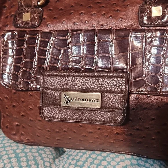 Brown Crocodile US Polo Embossed Leather Handbag - Picture 3 of 12